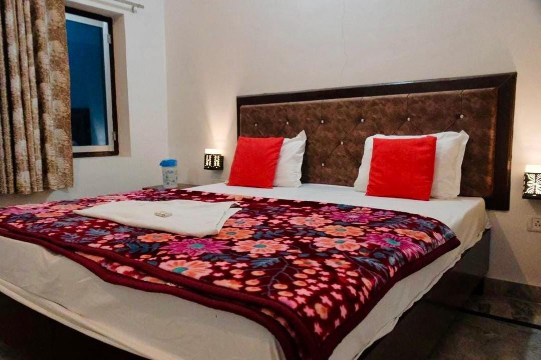 Backpackers Karma Home Stay Khajurāho Zewnętrze zdjęcie