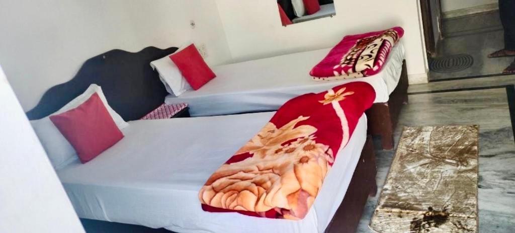 Backpackers Karma Home Stay Khajurāho Zewnętrze zdjęcie